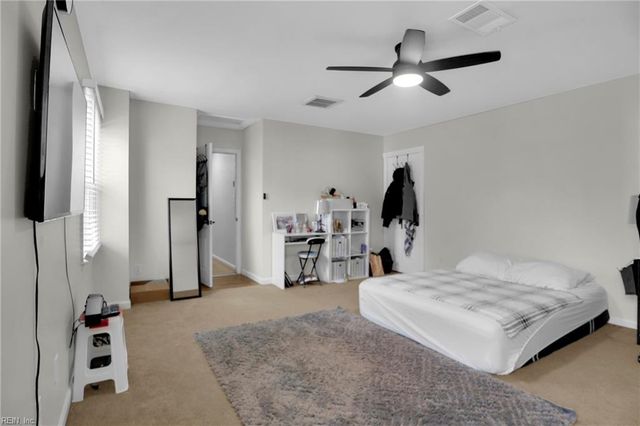 3025 Silver Maple DR, Virginia Beach, VA 23452