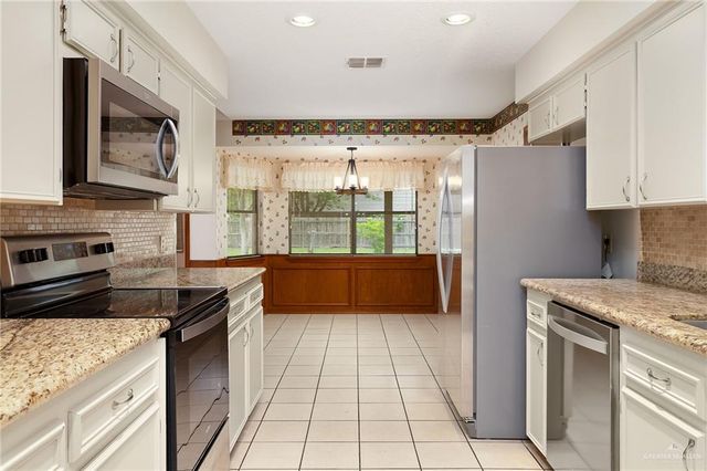 2011 Anacua Circle, Edinburg, TX 78539