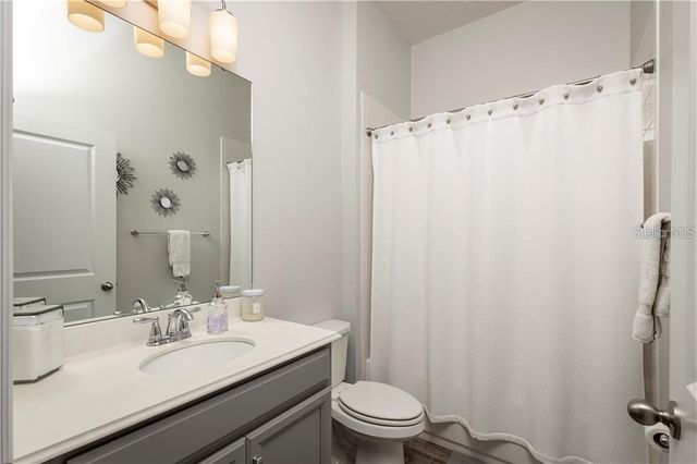 17004 GATHERING PLACE CIRCLE, Clermont, FL 34711