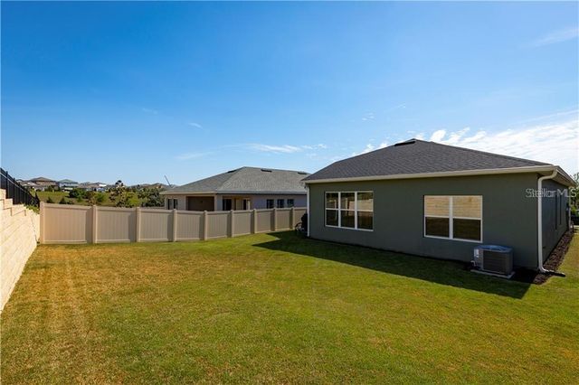 17004 GATHERING PLACE CIRCLE, Clermont, FL 34711