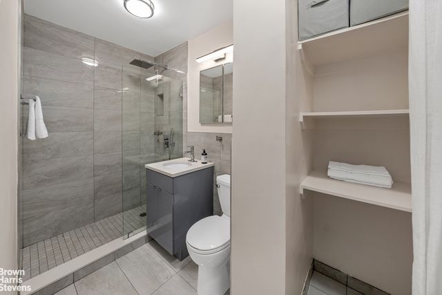 321 E 48th St Apt 1L, New York City, NY 10017