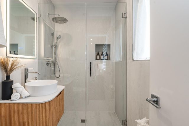 616 NE 16th Terrace, Fort Lauderdale, FL 33304