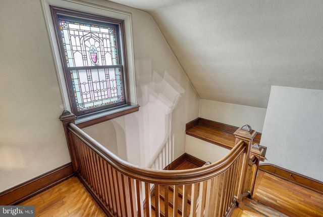 811 E MARKET ST, York, PA 17403