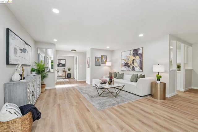 153 Rubicon Cir, Danville, CA 94526