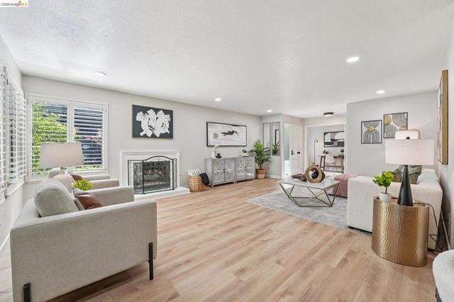 153 Rubicon Cir, Danville, CA 94526