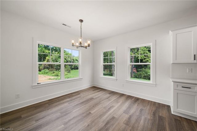 1643 Ralee Drive, Winston-salem, NC 27127