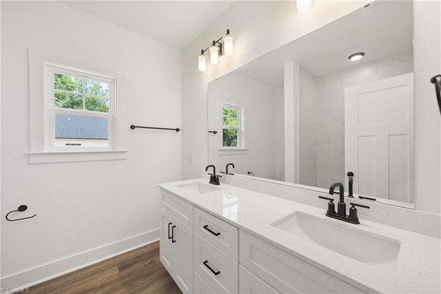 1643 Ralee Drive, Winston-salem, NC 27127