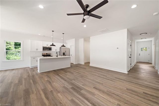 1643 Ralee Drive, Winston-salem, NC 27127