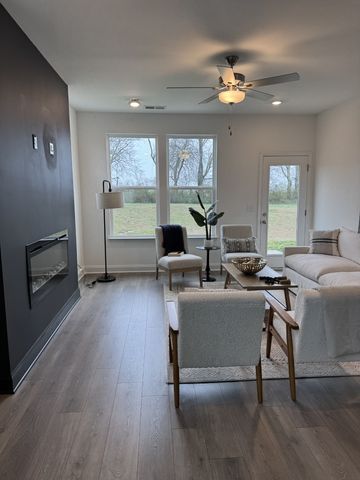 1166 June Wilde Ridge, Spring Hill, TN 37174