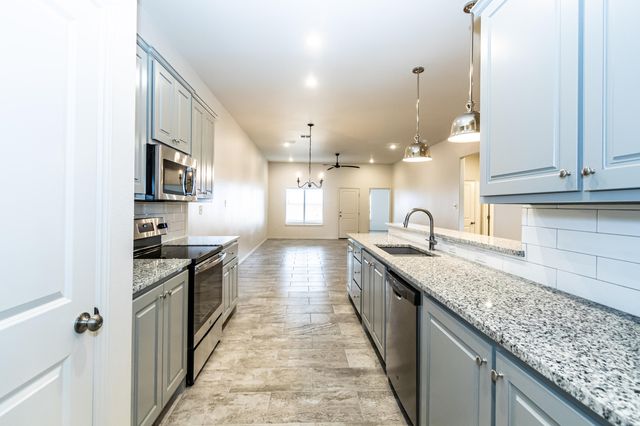 11907 Evanston Avenue, Lubbock, TX 79424