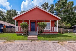 144 Varsity Drive, Huntsville, TX 77340