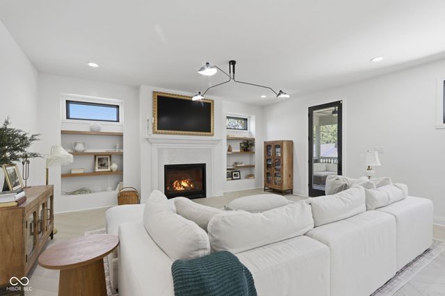 5590 Harness Drive, Greenwood, IN 46143