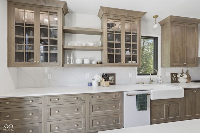 5590 Harness Drive, Greenwood, IN 46143