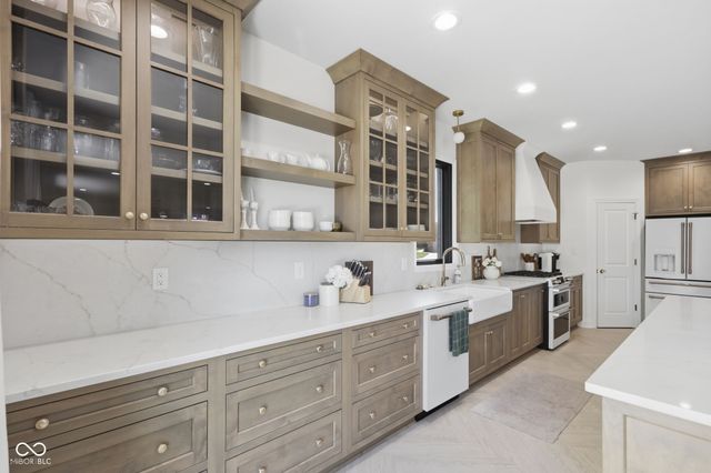 5590 Harness Drive, Greenwood, IN 46143