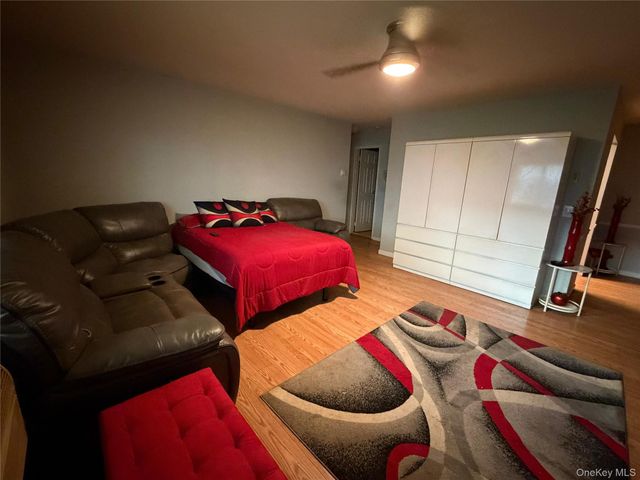 42 Richmond Boulevard 1B, Ronkonkoma, NY 11779