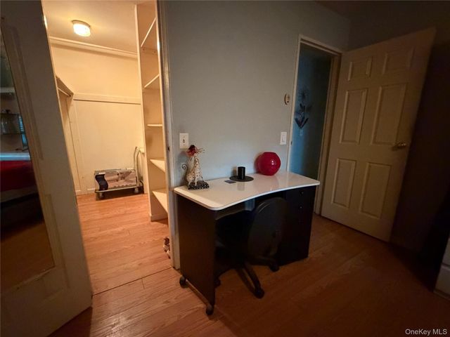 42 Richmond Boulevard 1B, Ronkonkoma, NY 11779