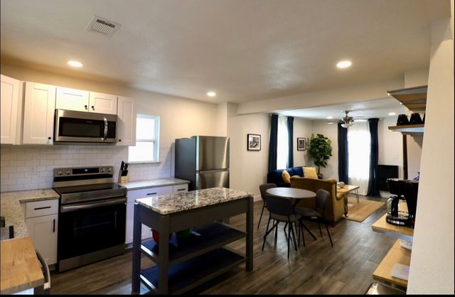 3612 Mt Vernon Avenue, Fort Worth, TX 76103