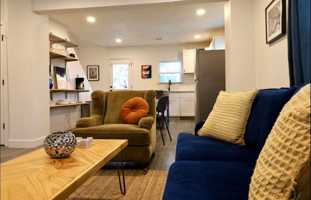 3612 Mt Vernon Avenue, Fort Worth, TX 76103