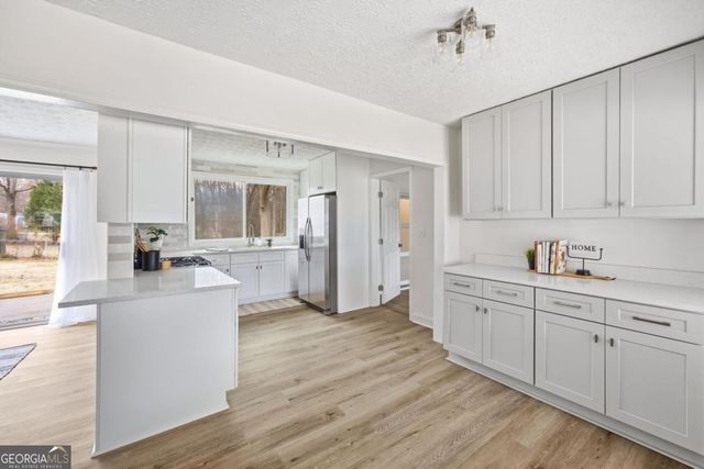 4749 Cox Street SE, Acworth, GA 30101