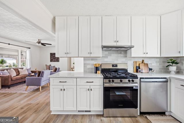 4749 Cox Street SE, Acworth, GA 30101