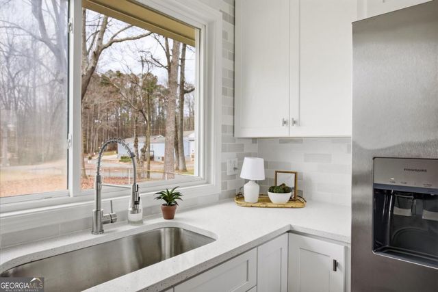 4749 Cox Street SE, Acworth, GA 30101