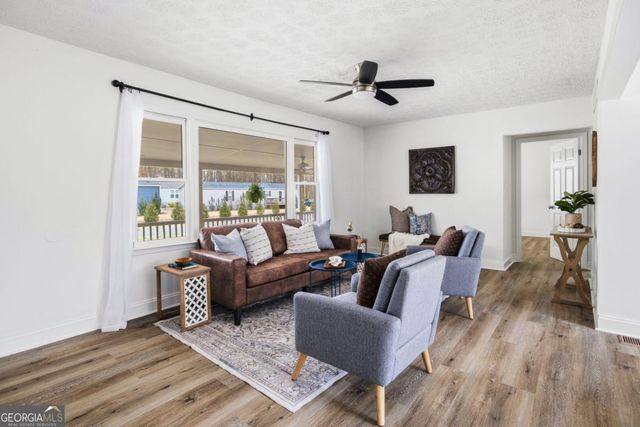 4749 Cox Street SE, Acworth, GA 30101