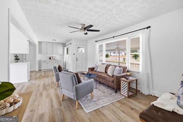 4749 Cox Street SE, Acworth, GA 30101