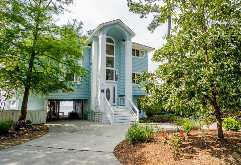 Image 1 of property listing at 1048 Hampton Street Lot 544, Corolla, NC 27927
