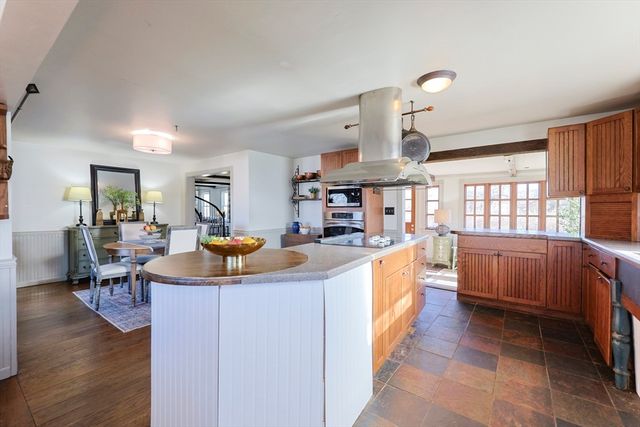 134 Mason St, Rehoboth, MA 02769