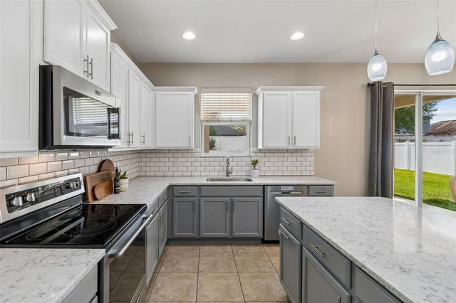 10517 MASSIMO DRIVE, Wimauma, FL 33598