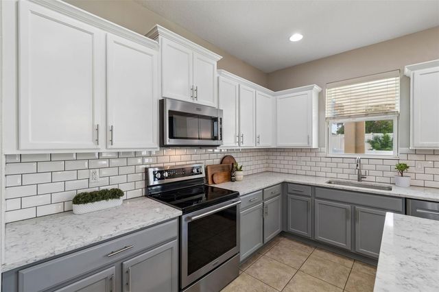 10517 MASSIMO DRIVE, Wimauma, FL 33598