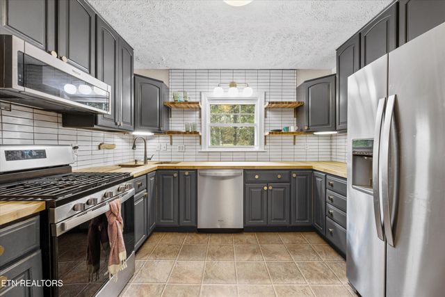 5415 Lynnette Rd, Knoxville, TN 37918