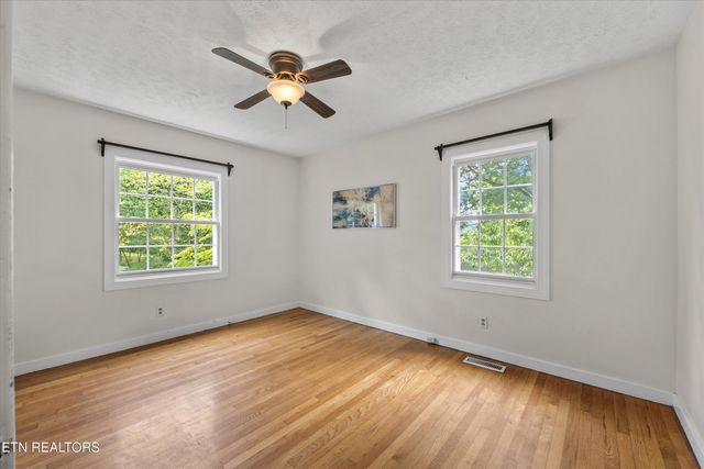 5415 Lynnette Rd, Knoxville, TN 37918