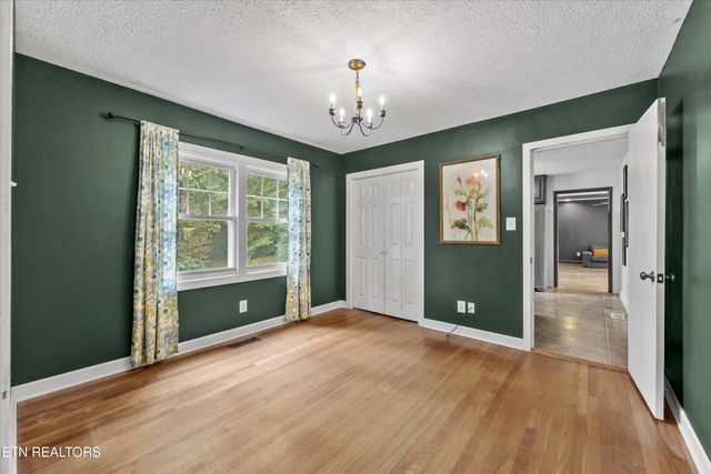 5415 Lynnette Rd, Knoxville, TN 37918