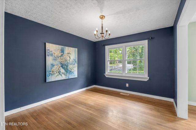 5415 Lynnette Rd, Knoxville, TN 37918