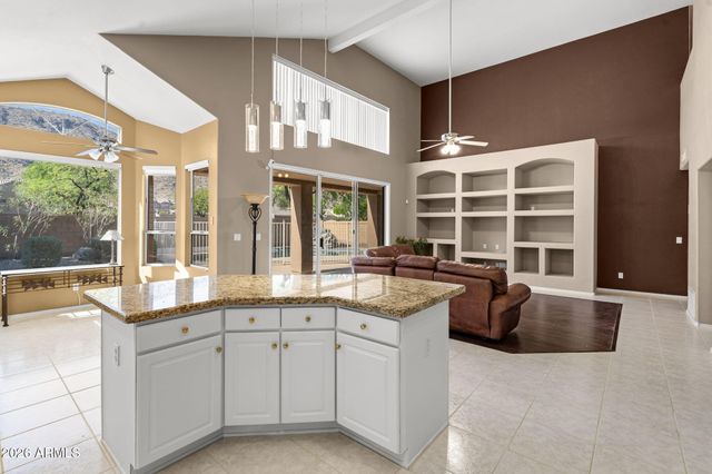 908 E MOUNTAIN SAGE Drive, Phoenix, AZ 85048