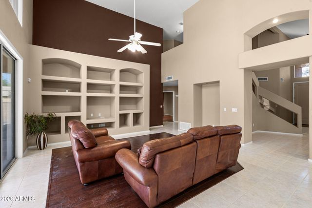 908 E MOUNTAIN SAGE Drive, Phoenix, AZ 85048
