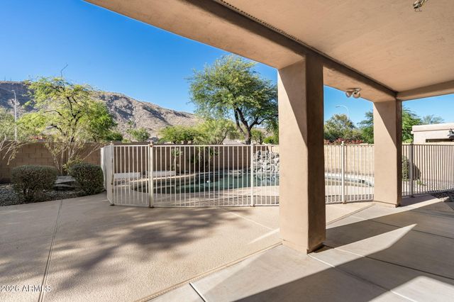 908 E MOUNTAIN SAGE Drive, Phoenix, AZ 85048