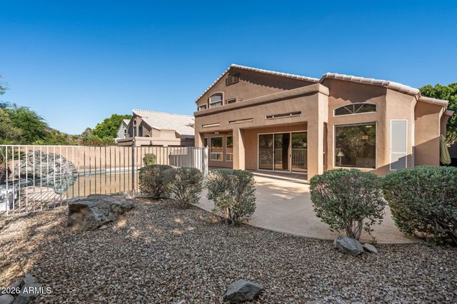 908 E MOUNTAIN SAGE Drive, Phoenix, AZ 85048