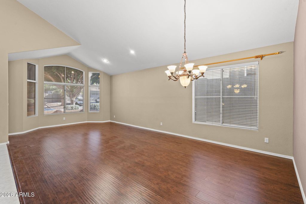 908 E MOUNTAIN SAGE Drive, Phoenix, AZ 85048 — photo 5