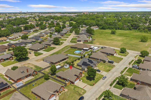 2009 5th Avenue NW, Ardmore, OK 73401