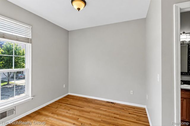 502 CHERRY ORCHARD Road, Canton Charter Township, MI 48188