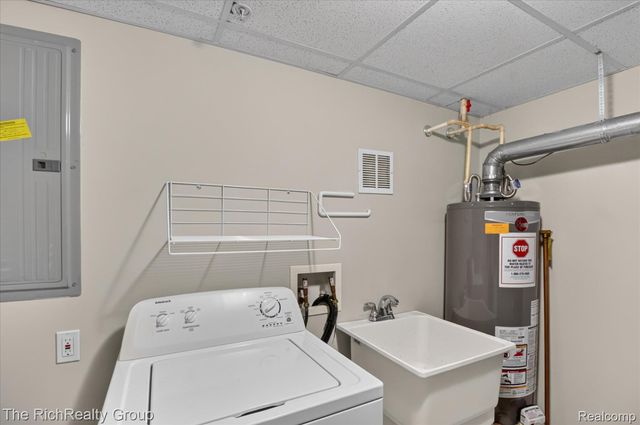 502 CHERRY ORCHARD Road, Canton Charter Township, MI 48188