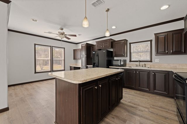 9419 Hilltop Street, Rio Vista, TX 76093