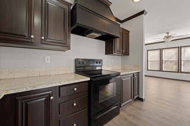 9419 Hilltop Street, Rio Vista, TX 76093