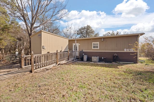 9419 Hilltop Street, Rio Vista, TX 76093