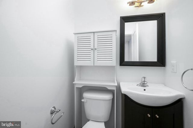 457 S 6TH ST, Camden, NJ 08103