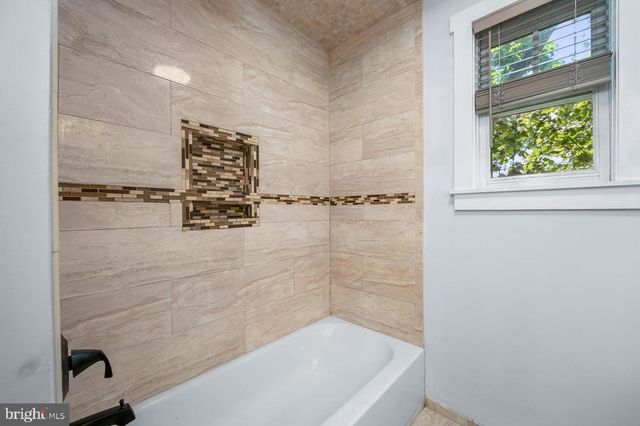 457 S 6TH ST, Camden, NJ 08103