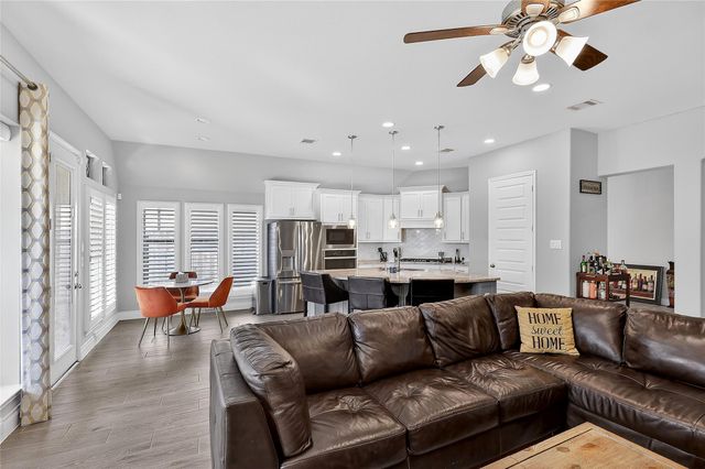 3214 Dovetail Hollow Lane, Houston, TX 77365