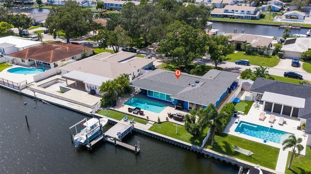 1894 TANGLEWOOD DRIVE NE, St Petersburg, FL 33702